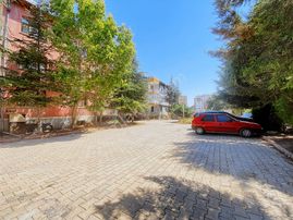 Hocacihanda Geniş Metrekareli, 3 Cepheli Site İçi 3+1 Daire!