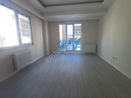 Mertcan Dan Adnan Kahveci Metroya 7 Dk Arakat 2+1 İskanlı Lüks Daire