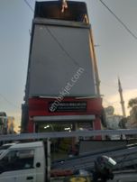 Karabağlarda 3 Katlı Bina Komple Satılık