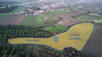 Özbek Köyü'nde İmar Sınırında Tarla