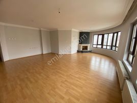 Çukurambar Merkez Önü Açık Çift Balkon Geniş 3+1 Satılık Daire