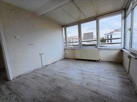 Bakırköy Osmaniye'de 2+1 65 M2 25.000 Tl Kiracılı 4. Kat