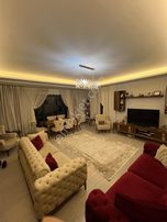 Truva /onur Gündüzcü'den İstiklalde Ebeveyn Banyolu Satılık 3+1