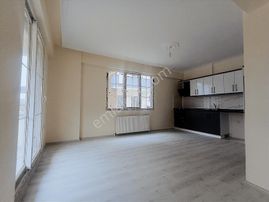 Sancak Emlak"tan 1+1 Kemalpaşada Lüks Daire