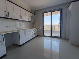 Sancak Emlaktan 3+1 Kapali Mutfak Luks Daire.....