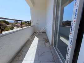 Sancak Emlaktan Gomecte Yaya Da Kapali Mutfak 2+1 Firsat Daire..