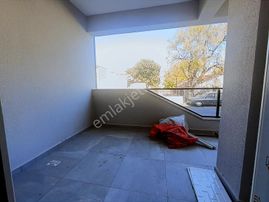 Sancak Emlaktan Gomecte Kapali Mutfak 2+1 Genis Daire