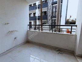 Sancak Emlaktan Kemalpaşada Sıfır 1+1 Daire