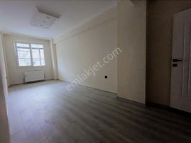 Sancak Emlak"tan Mithatpasa"da Kapali 2+1