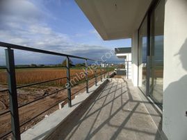 Sancak Emlaktan Deniz Manzaralı Villa 3+1 2 Ay Sonra Teslim....