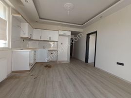 Sancak Emlaktan Kemalpaşada 1+1 Sifir Daire