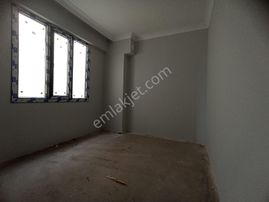 Sancak Emlaktan Yaya Da Kapalı Mutfak 2+1 Ara Kat Sifir Daire