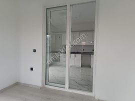 Sancak Emlaktan Gomecte 1+1 Kapali Mutfak Daire