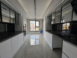 ▃çiftçioğullarından▃ Merkezde K.garajlı Ultralüx 4+1 Daire