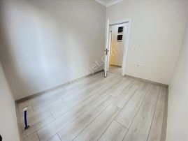 Focus'tan Metro Ve Piazzaya 1 Dk,sıfır,katta Tek,a.otoparklı 2+1