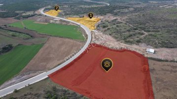 Çanakkale Ezinede Ana Yola Cepheli 25.660 M² Satılık Arsa