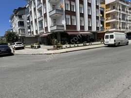 Vızyon'dan Karşıyaka Cadde Üzeri Satılık İş Yeri