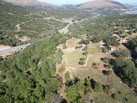 İmroz Emlak'tan Pigadya Mevkii'de 2.059 M2 Yola Yakın Tarla