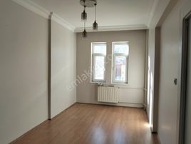 Coldwell Banker Safir'den Çöşnük De 3+1 Kiralık Daire