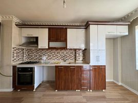 (1130) Keçiören Ataparkta 2.orta Katta Asansörlü Kilerli Satılık Boş Daire