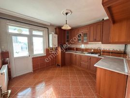 Tuna Gayrimenkul/// Kiralık Zafer Mh. 3.kat Güney Cphe Daire