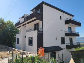 Arık Gayrimenkul'den Şirinköy'de ''3+1 Sıfır Bahçe Dubleks''