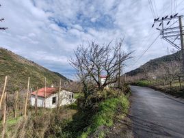 Arık Gayrimenkul'den Halıdere Körfez'de Yola Cephe 8.886m² Arazi