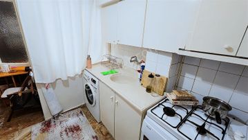 Bahriye Üçok Mahallesi Belediye Arkası Satılık 3+1 Daire