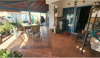 Çandarlı Tatil Köyünde 4+1 Satılık Villa