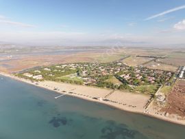 Çandarlı Tatil Köyünde Acil Satılık Villa İmarlı Arsa