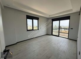 Serik Gedik Mahallesi 3+1 Havuzlu Doğalgazlı Geniş Kiralık Daire