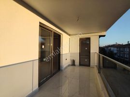 Oturuma Hazır,sıfır,3+1,ebev.banyo,giy.oda,kiler,yerden Isıt