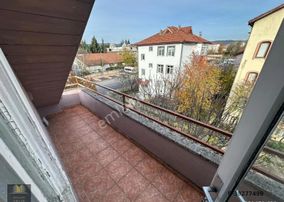 Bilgin Emalaktan Merkezde Abanelikleri Açık Full Eşyalı 1+1 Kiralık Daire