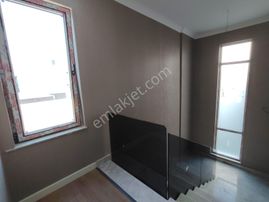 Bağlıca'da Site İçinde,5+1,sıfır,kapalı Garaj,5 Banyo,lüks Villa