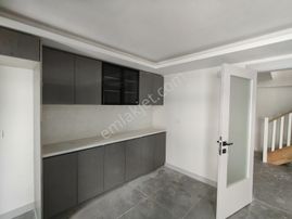 Bahçelievler'de Sıfır Dubleks, 4+1,kapalı Garaj,asansör,teraslı