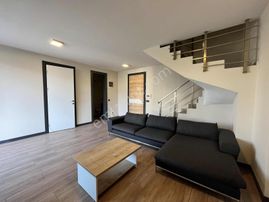 Yalçınlar Yaşam Sitesinde 3+1 Dubleks Eşyalı Kiralık Daire