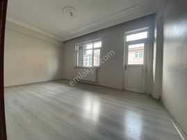 Avrupa Emlaktan Menderes Mh 115m²3+1 3.kat,metroya 5-10 Dk,25 Yıllı,kkiralık Daire-sabit Gelirlilere