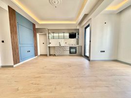 ꧁ay Emlak'tan꧂akçay'da Denize 500 M Ön Cephe Ebeveyn Banyolu Satılık Sıfır Binada Satılık 2+1 Daire