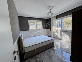 Buca Karacagacta 10dönüm Arazi Ve 2katlı Havuzlu Ful Esyalı Ev