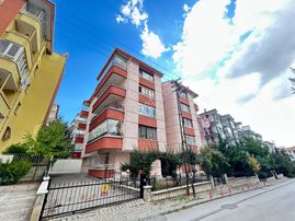 Taner'den Sancak Mah'de 3+1+kiler Açık Otoparklı Balkonlu Giriş Kat