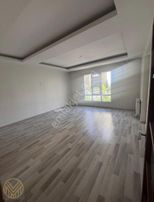 İldem Suat Altın Golden Center 1 De Satılık 1 Kat Köşe Daire