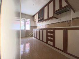 Yılmaz Gayrimenkul'den Atatürk Mh 3+1 3. Katta 2.889 Pazarlıklı 125m2 Cadde Üzeri Kupon Daire