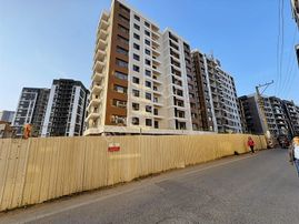 Karşıyaka Örnekköy'de Yatırımlık Cadde Üzeri 70m2 Bacalı Dükkan