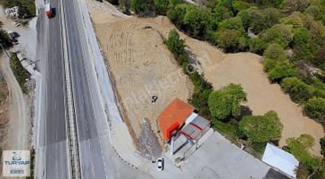 Turyap'tan Bursa Yoluna Cephe İş Yeri Ruhsatlı Satılık Arazi