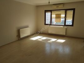 Emlakbank Konutları Havadar Ferah Manzaralı Kiralık 2+1 Daire