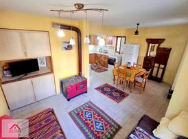 Didim Efeler Mahallesi Özgün Kent Sitesinde 3+1 Bahçeli Ev