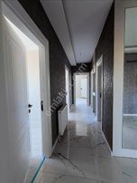 Sincan Saraycıkta 4+1 Üç Cepheli Sıfır Daıre