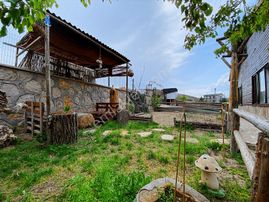 Ayaş Sinanlı 564 M2 Arsa Üzerine İskanlı Müstakil Ev