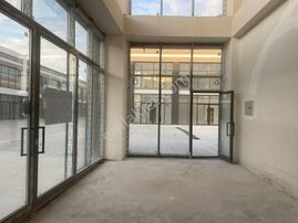 Mega Şaşmaz Oto Avmde Satılık, İşletmeye Hazır Köşe Dükkan!