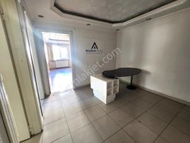 Maltepe Gmk Bulvarı'nda Ön Cephe 2+1 Kiralık Ofis